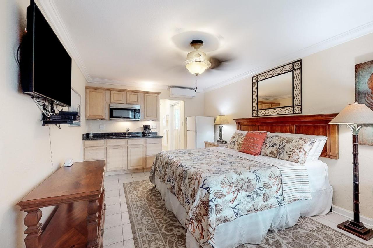 Pass-A-Grill 3 Appartement St. Pete Beach Buitenkant foto